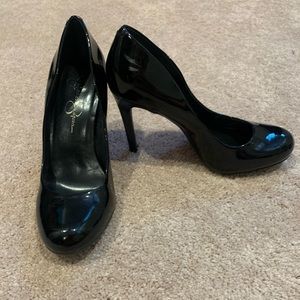 4’ jessica Simpson heels hardly worn super comfy!